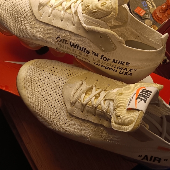 Nike x Off White Vapormax Flyknit Sneakers | Men's Size: 11 | Replacement Box - Picture 6 of 8